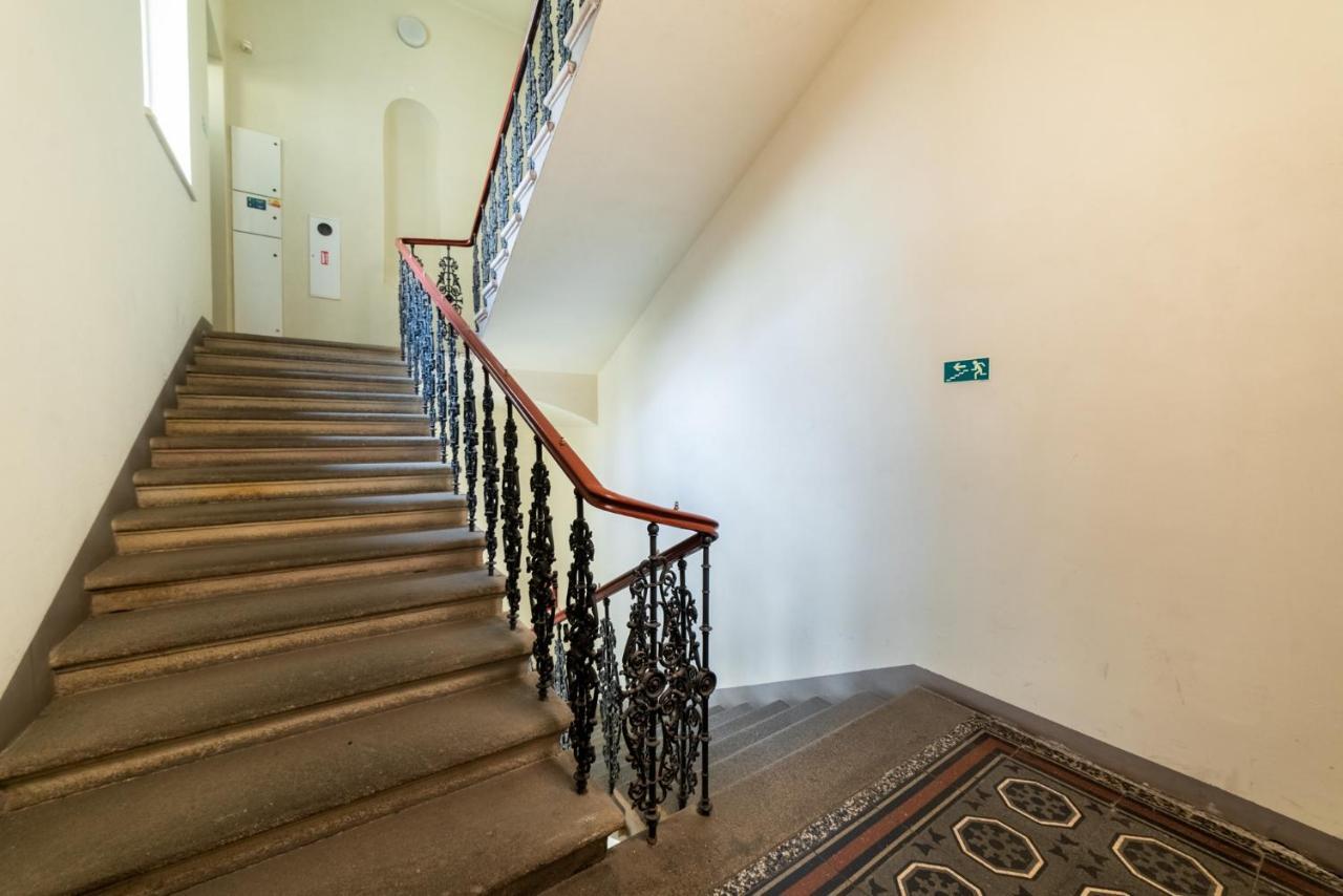 Exclusive Apartment Near Kafka'S Head Prag Eksteriør billede